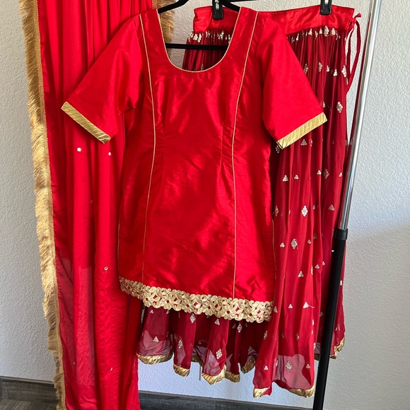 Red Traditional Dress with Gold Accents - Picture 1 of 9